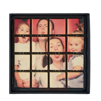 Set of 16 Tiramisu chocolates with printing (your design)