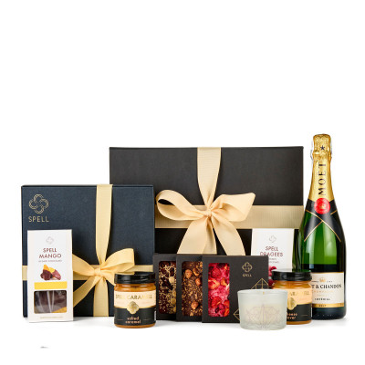 Gift with Moet&Chandon champagne Sweet luxury