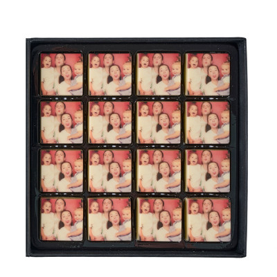 Set of 16 Tiramisu chocolates with printing (your design)