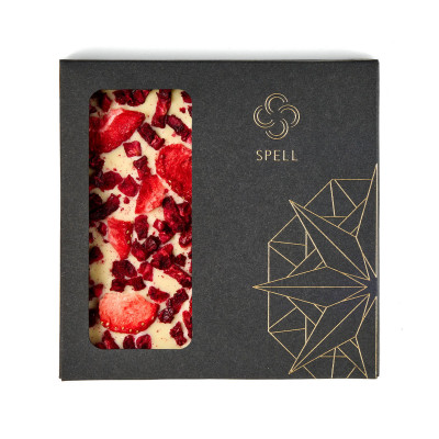 Білий шоколад без цукру з вишнею та полуницею