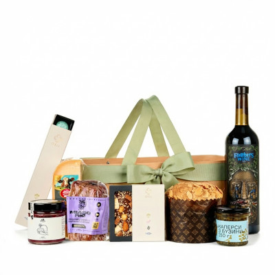 Easter gift Language of Love by Vladimir Yaroslavsky: basket of flavors